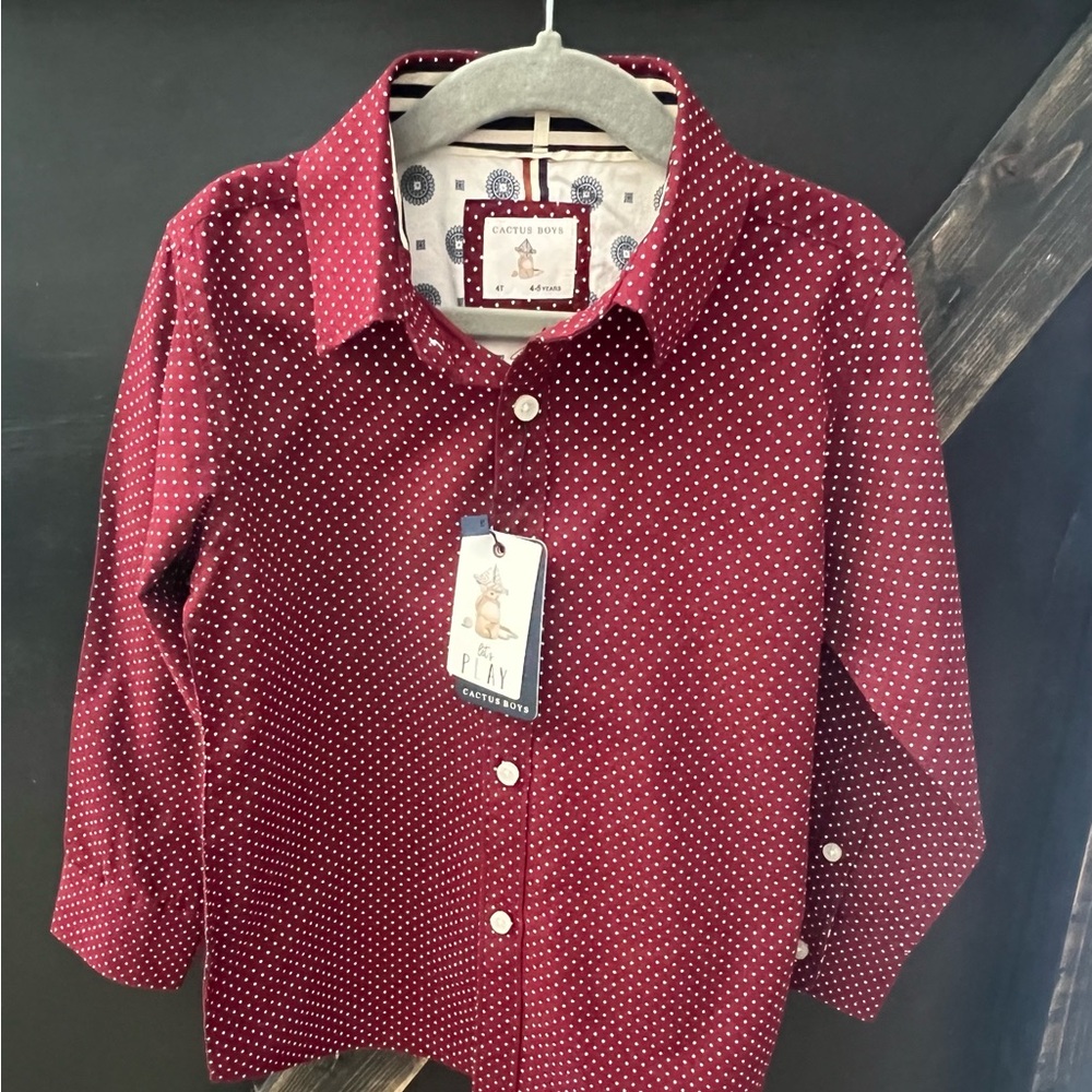 NWT Cactus Boys long sleeve t-shirt, burgundy/dotted, size 4T/5T